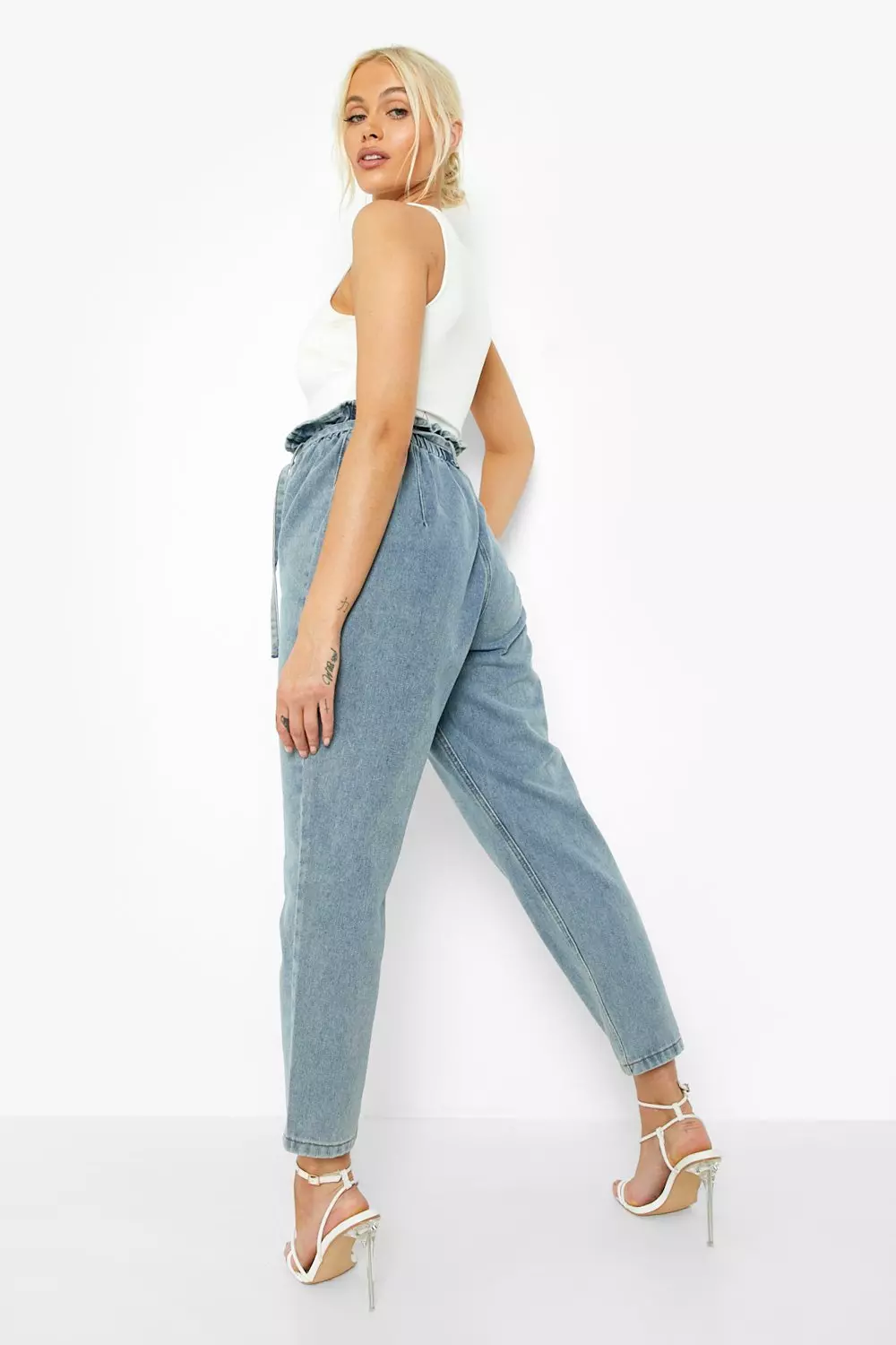 Paperbag jeans hot sale boohoo